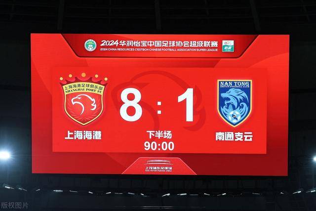 图集：季前赛马刺对阵老鹰 文班精彩进攻瞬间
